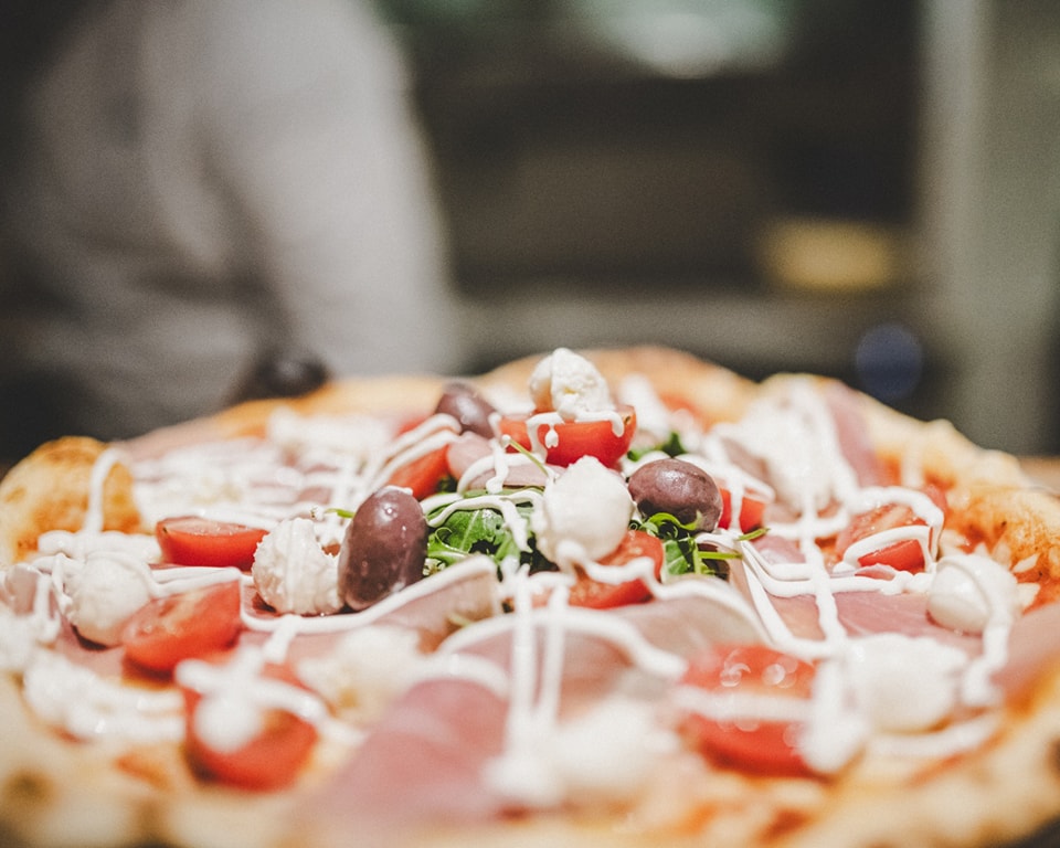 Pizza iz krušne peći